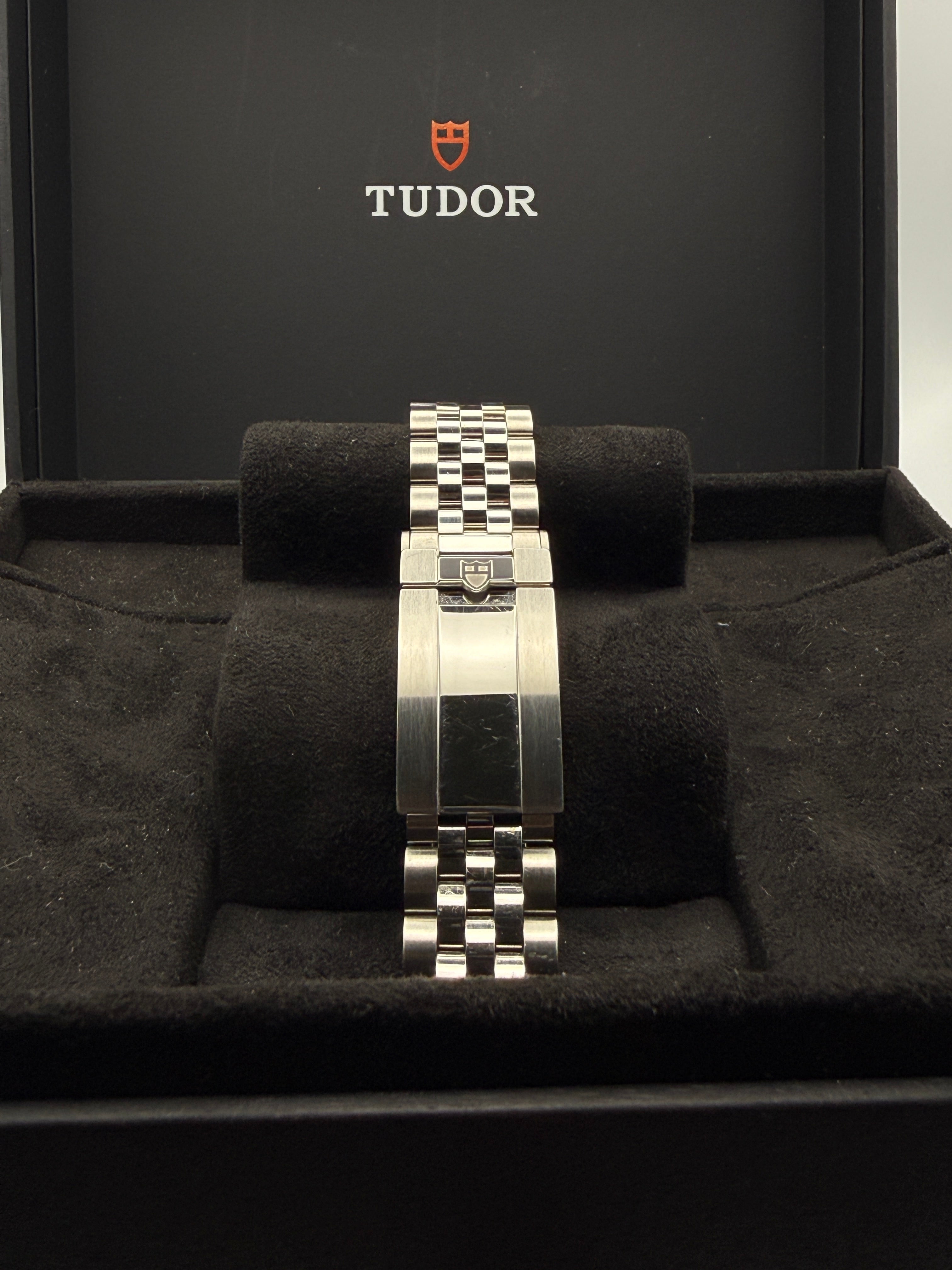 Tudor Black Bay 41