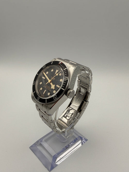Tudor Black Bay